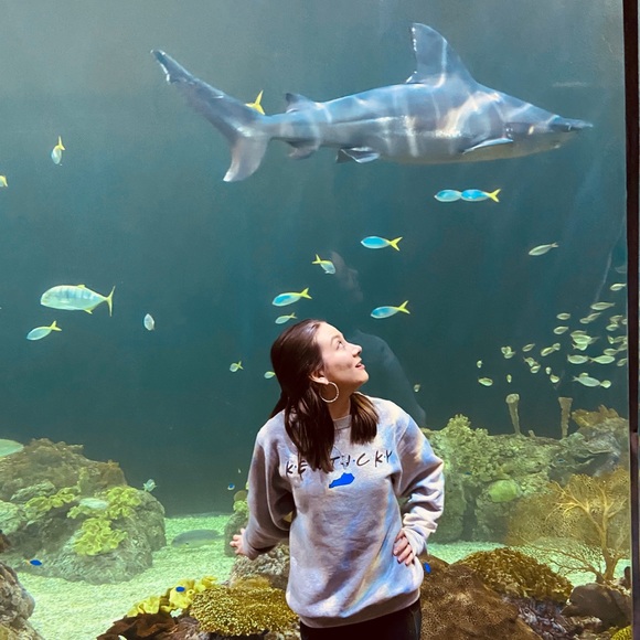 Meet your Posher, Hannah - Picture 5 of 7